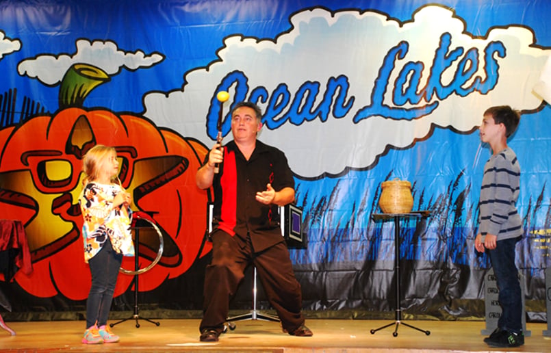 Gallery photo 1 of Michael Bairefoot "The Original Magic Idol"