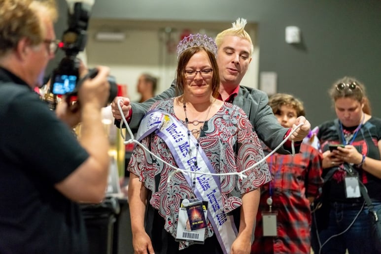 Gallery photo 6 of The Magentleman
