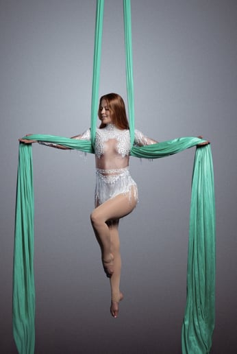 Gallery photo 7 of Elevated Maidens