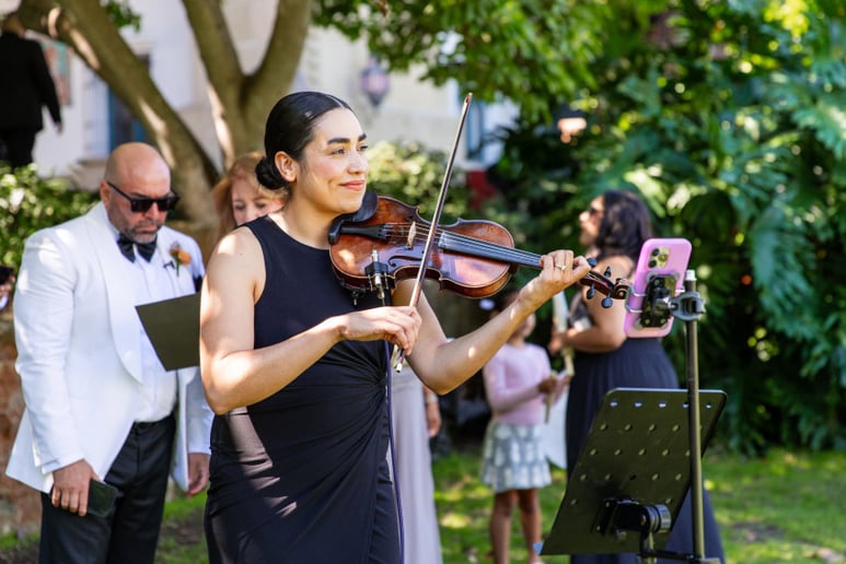 Gallery photo 3 of Maira Solis Violinist