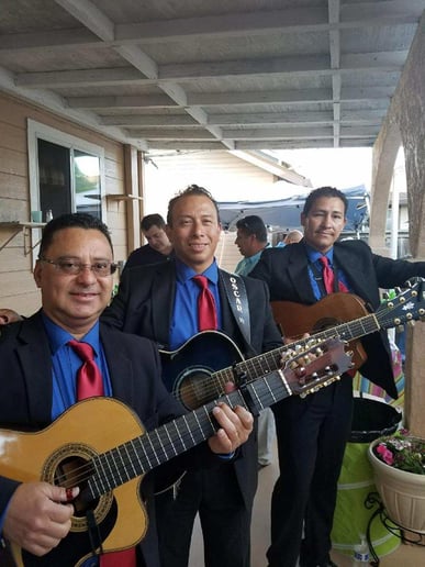 Gallery photo 5 of Mariachi Trio El Mexicano