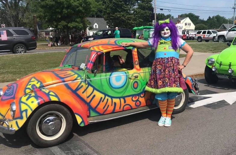 Gallery photo 3 of MaiZie the Clown