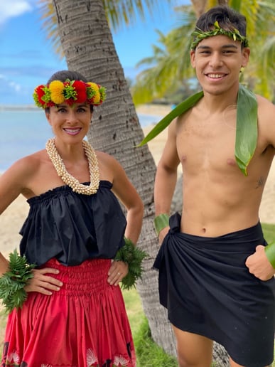 Gallery photo 2 of Makaona's Hawaiian/Hula Entertainment