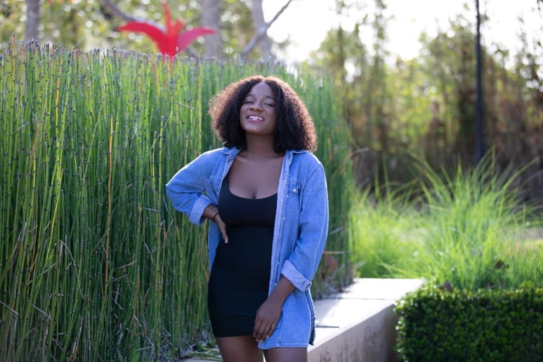 Gallery photo 10 of Makeda Rose