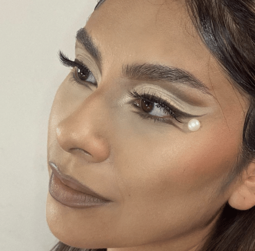 Gallery photo 4 of Makeup Artist - Fremont
