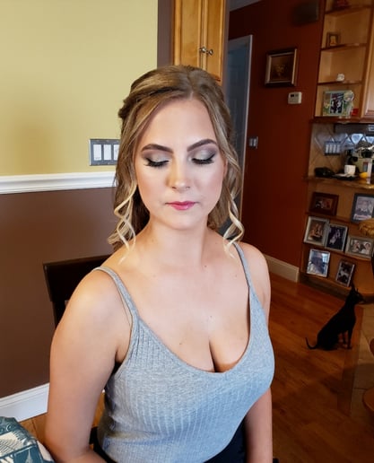 Gallery photo 2 of Makeup by Lizie Rey