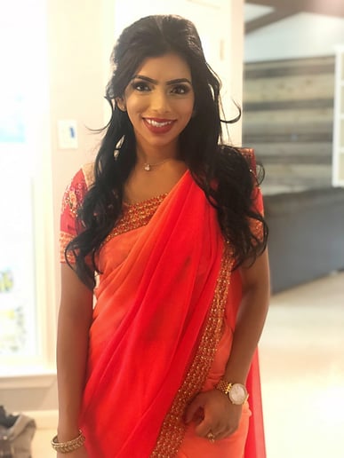 Gallery photo 1 of Makeup & Hair Artist