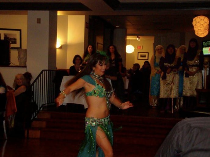 Gallery photo 6 of Maki Bellydance