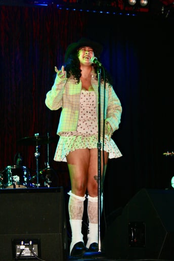 Gallery photo 7 of Malaya Live