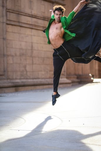 Gallery photo 3 of Male Belly Dancer With Circus