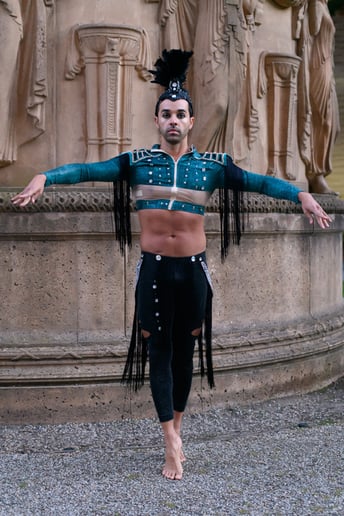 Gallery photo 1 of Male Belly Dancer With Circus