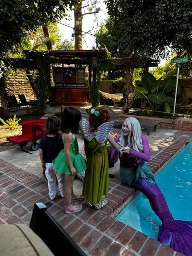 Gallery photo 37 of Mallory Kerwin: Fairytale Entertainment