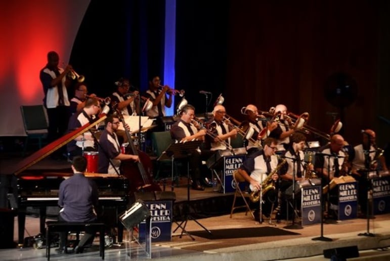 Gallery photo 1 of Malone Music