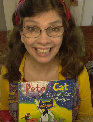 Gallery photo 2 of Mama Ruthie & Fuzzy the Puppet's Stories