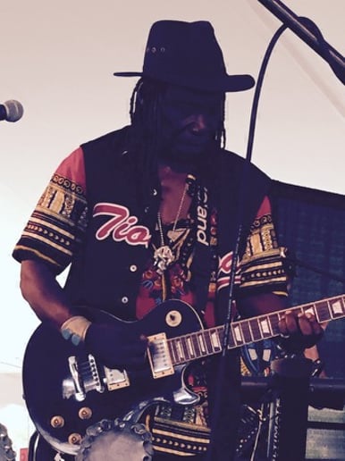 Gallery photo 5 of MAMADOU (West African World Fusion)
