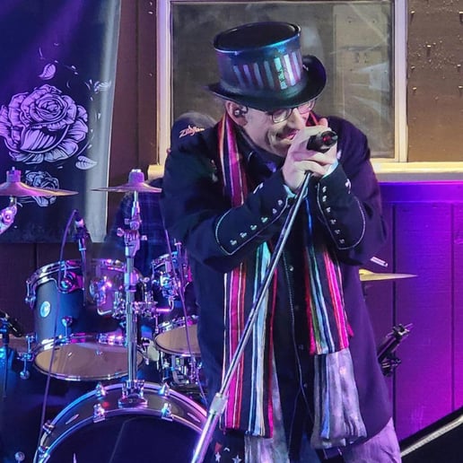 Gallery photo 2 of Mama's Horn 💥 High⚡️Energy Rock Band