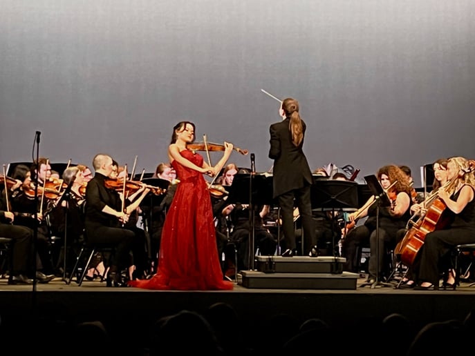 Gallery photo 1 of Mana Violin — Weddings & Events