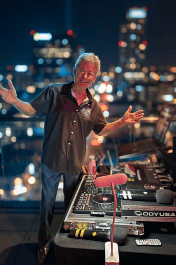 Gallery photo 4 of DJ Kim Foster