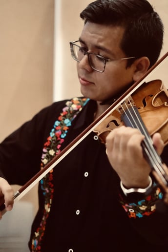 Gallery photo 1 of Manuel Le Violoniste