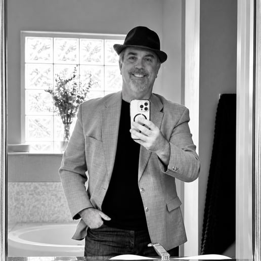 Gallery photo 2 of Marc Sylver