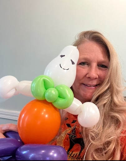 Gallery photo 42 of Marcie The Balloon Fairy