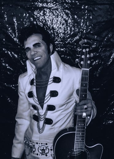Gallery photo 5 of Marcus Presents Elvis, The King Returns