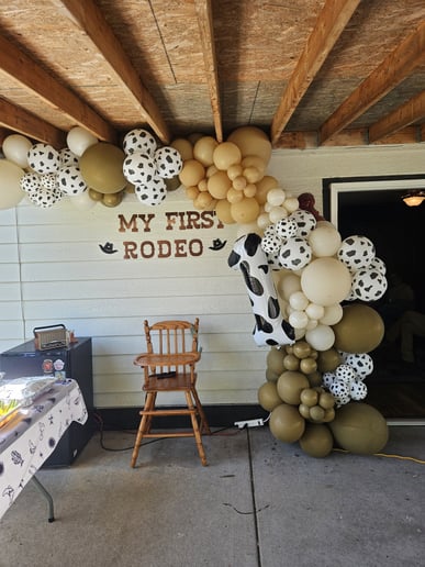 Gallery photo 6 of Mare Events Face Painting/Balloon Decor