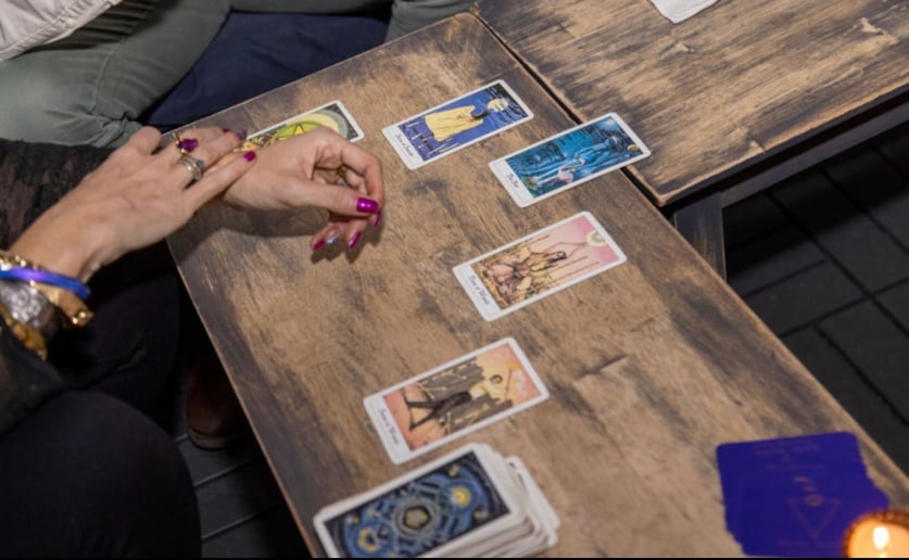 Gallery photo 18 of Maria Maria Tarot
