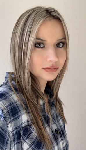 Gallery photo 2 of Maria Rose