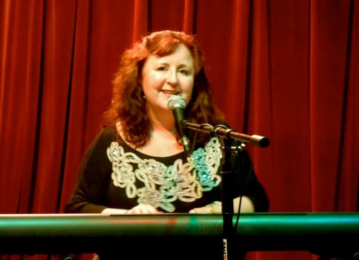 Gallery photo 6 of Laugh with Maria