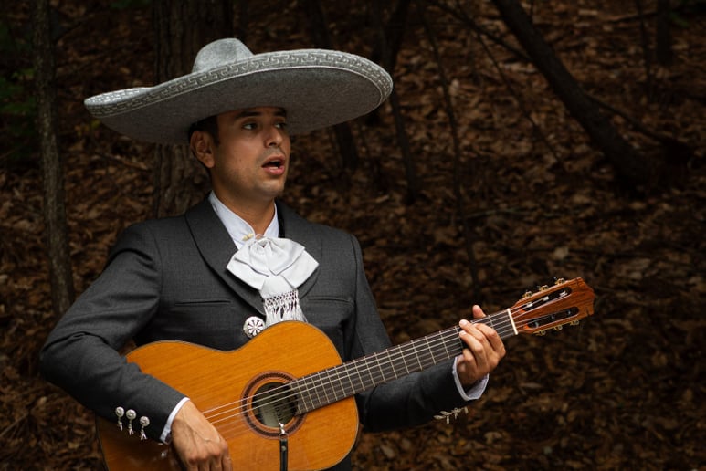 Gallery photo 7 of Mariachi Alex Sifuentes