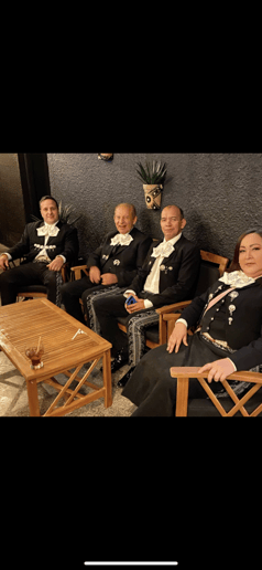 Gallery photo 3 of Mariachi America Canta