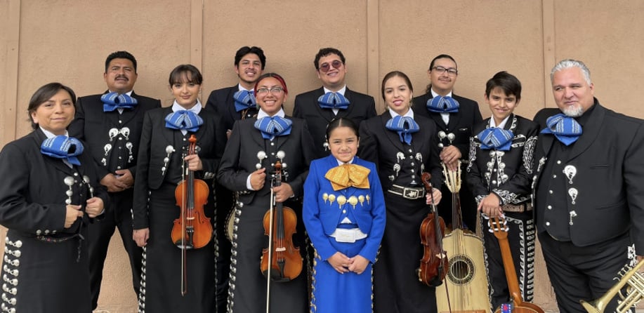 Gallery photo 3 of Mariachi Anacatlan