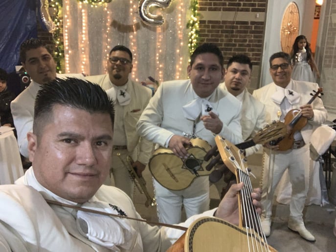 Gallery photo 29 of Mariachi Arraigo de America