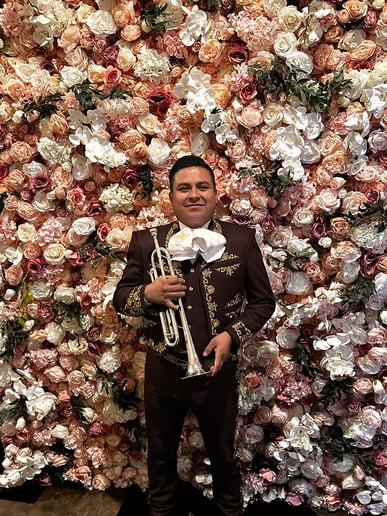 Gallery photo 15 of Mariachi Arraigo de America