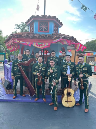 Gallery photo 2 of Mariachi Arraigo de America