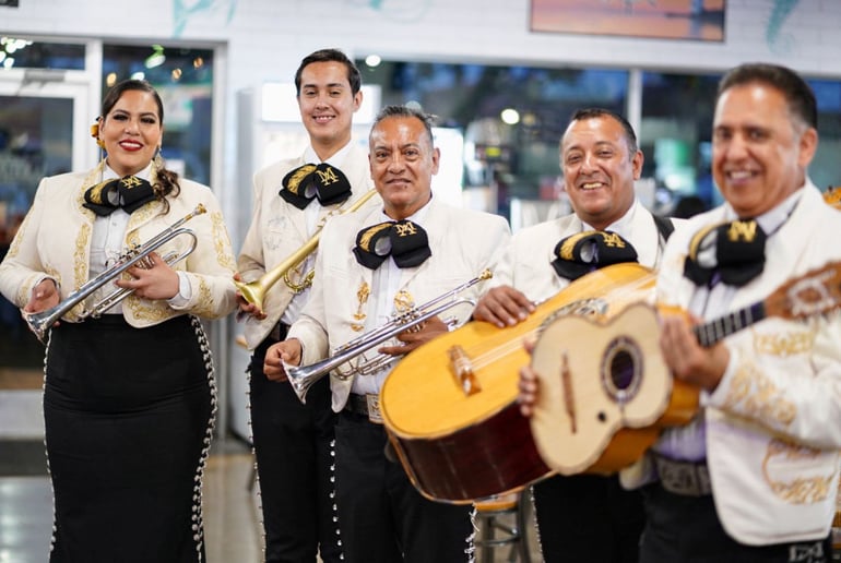 Gallery photo 1 of Mariachi Autentico Guadalajara