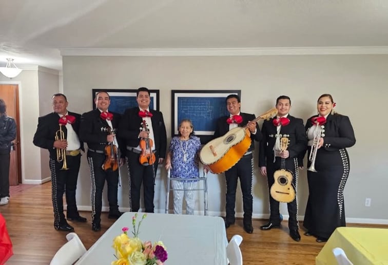 Gallery photo 7 of Mariachi Autentico Guadalajara