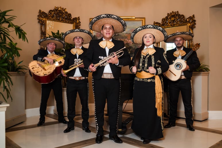 Gallery photo 4 of Mariachi Band Show Mexicanisimo