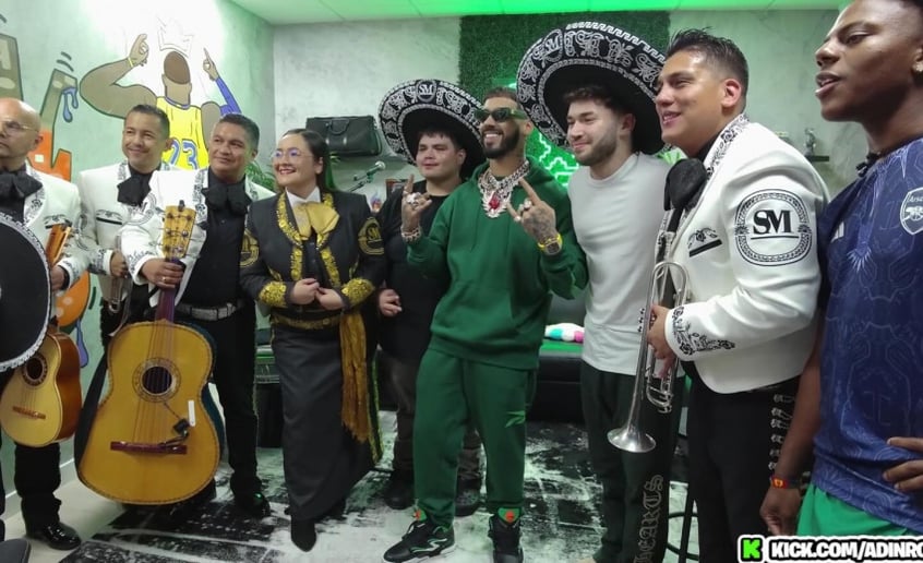 Gallery photo 7 of Mariachi Band Show Mexicanisimo
