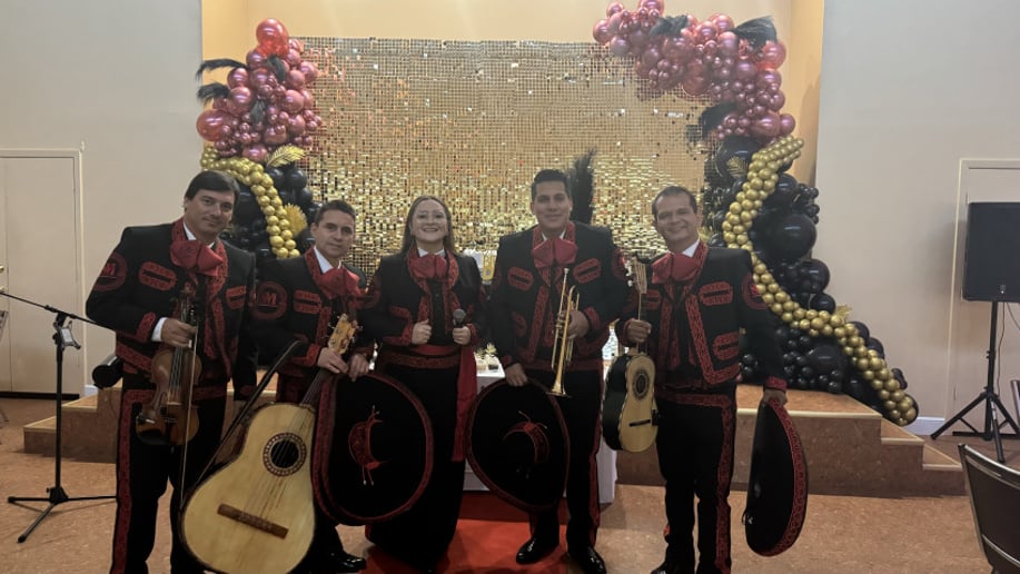 Gallery photo 15 of Mariachi Band Show Mexicanisimo