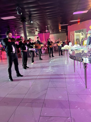Gallery photo 3 of Mariachi Calmecac