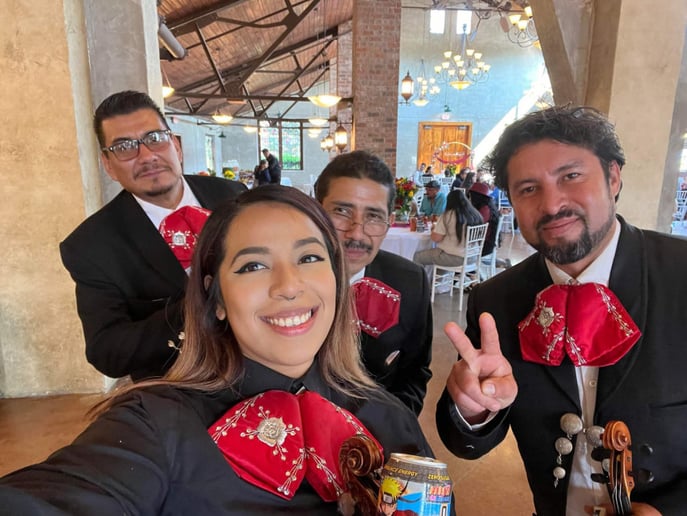 Gallery photo 5 of Mariachi Calmecac