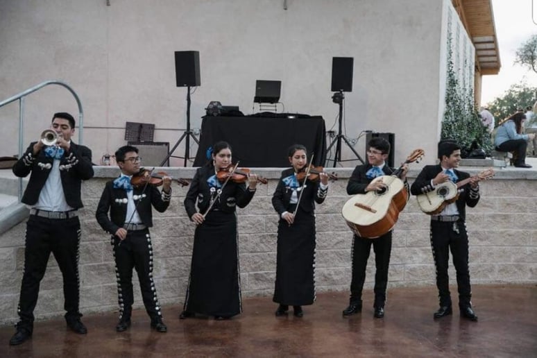 Gallery photo 3 of Mariachi Cielo Azul
