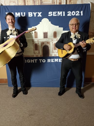 Gallery photo 12 of Mariachi Jazmin
