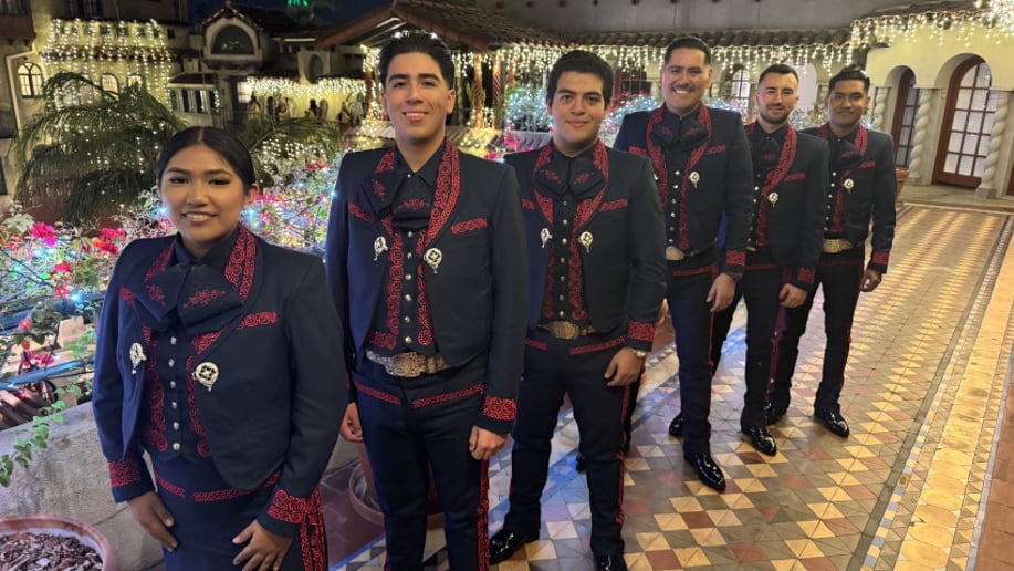 Gallery photo 1 of Mariachi Corazón de Mí Tierra