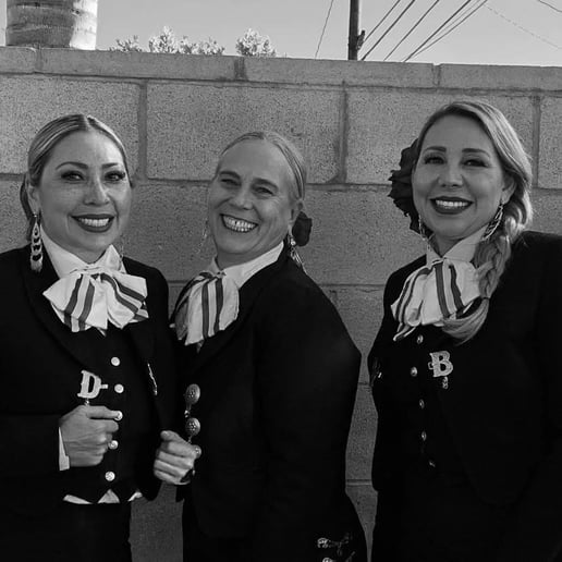 Gallery photo 7 of Trio Corazón