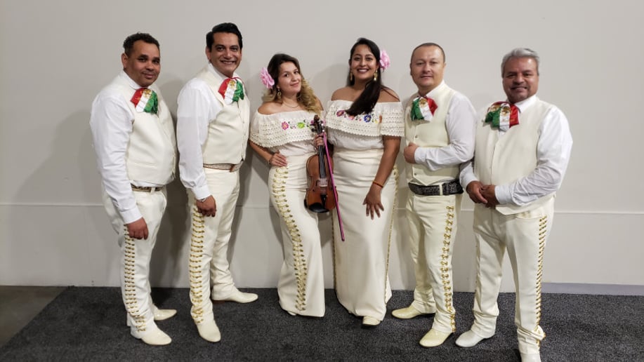 Gallery photo 3 of Mariachi de Mexico