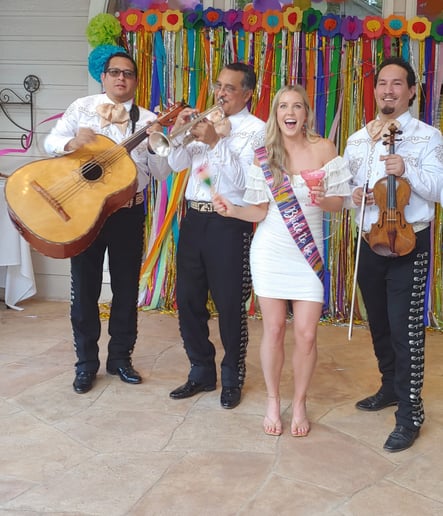 Gallery photo 8 of Mariachi Espuelas
