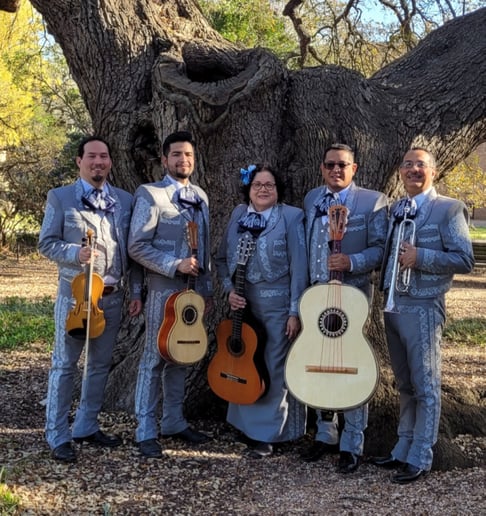 Gallery photo 4 of Mariachi Espuelas